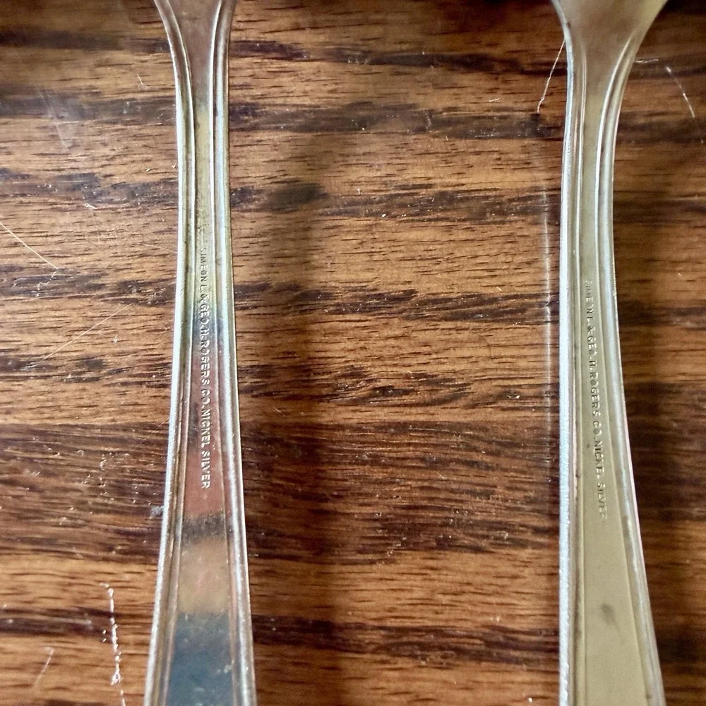 Vintage Simeon and George Rogers Co Oneida Oakland Tablespoon Serving 1929‎ (5)
